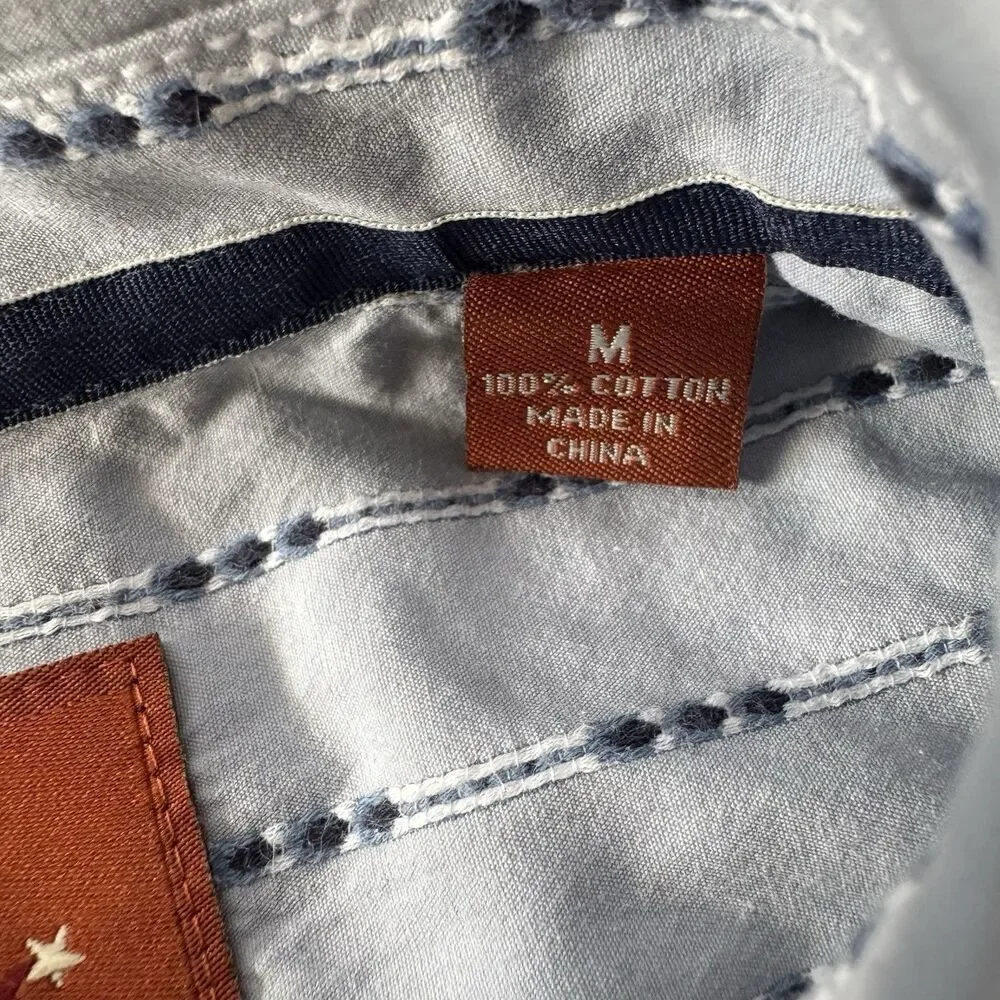 Tommy Bahama Denim Long Sleeve Shirt Mens M Blue Button Down Textured AOP EUC - Picture 5 of 7